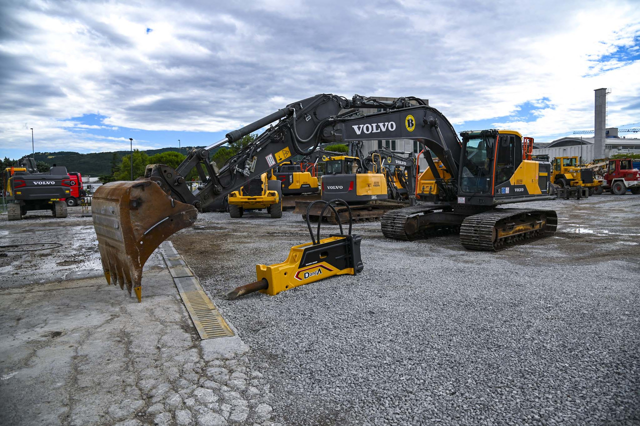 VOLVO EC220EL - 크롤러 굴삭기 : 사진 2 VOLVO EC220EL - 크롤러 굴삭기 : 사진 2