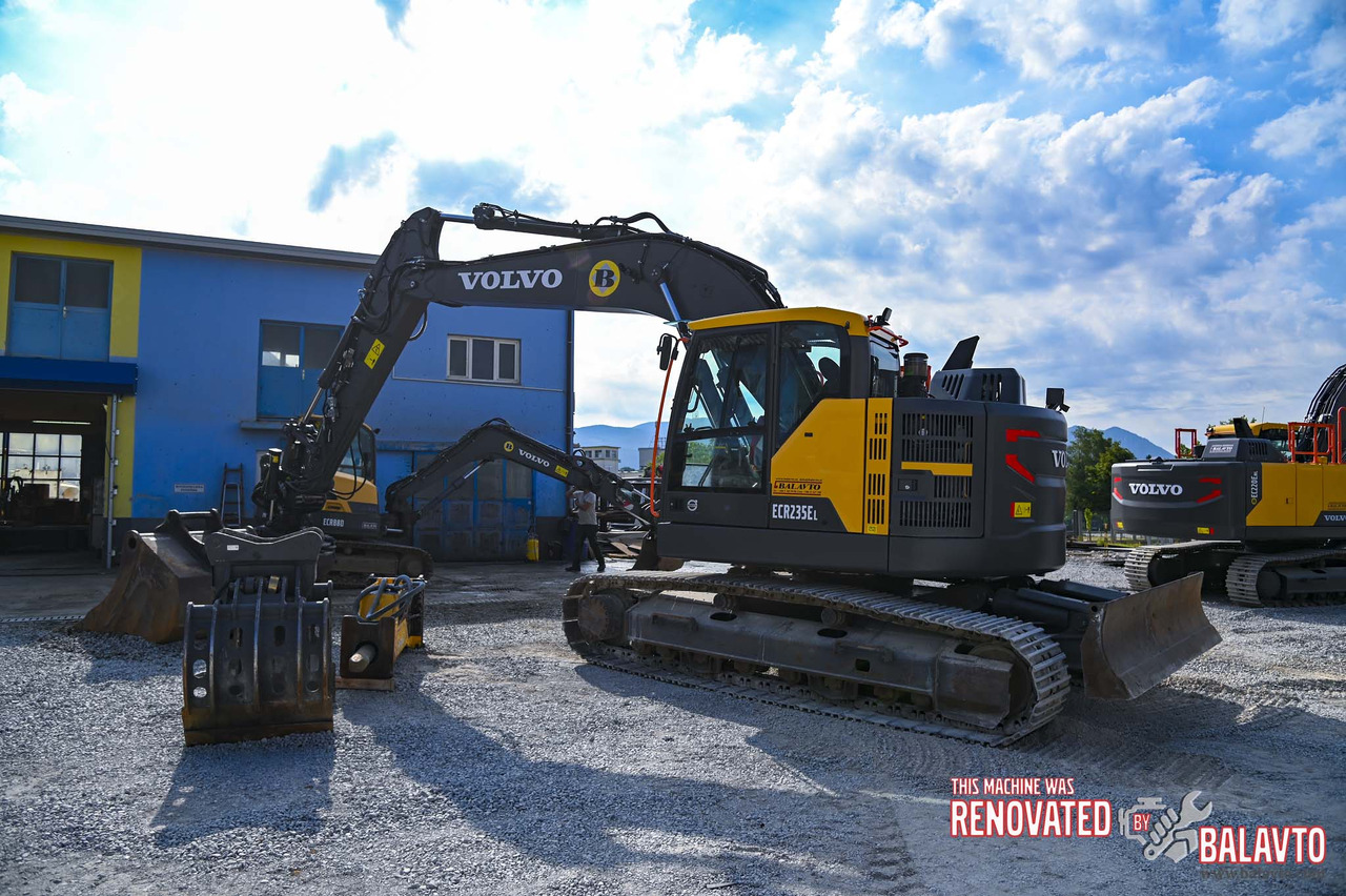 VOLVO ECR235EL - 크롤러 굴삭기 : 사진 4 VOLVO ECR235EL - 크롤러 굴삭기 : 사진 4