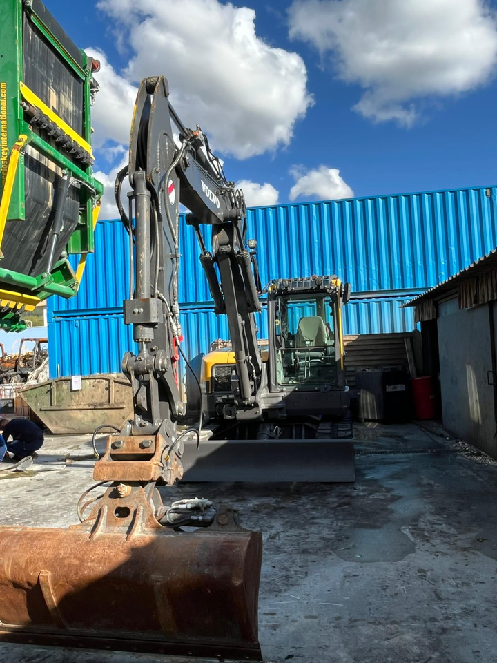 VOLVO ECR88D - 미니 굴삭기 : 사진 1 VOLVO ECR88D - 미니 굴삭기 : 사진 1