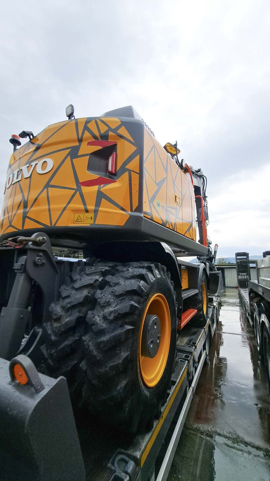 VOLVO EWR150E - 휠 굴삭기 : 사진 5 VOLVO EWR150E - 휠 굴삭기 : 사진 5