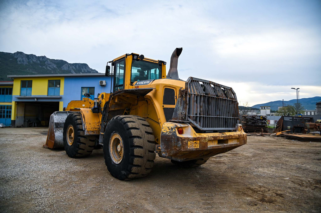 VOLVO L180G - 휠 로더 : 사진 4 VOLVO L180G - 휠 로더 : 사진 4