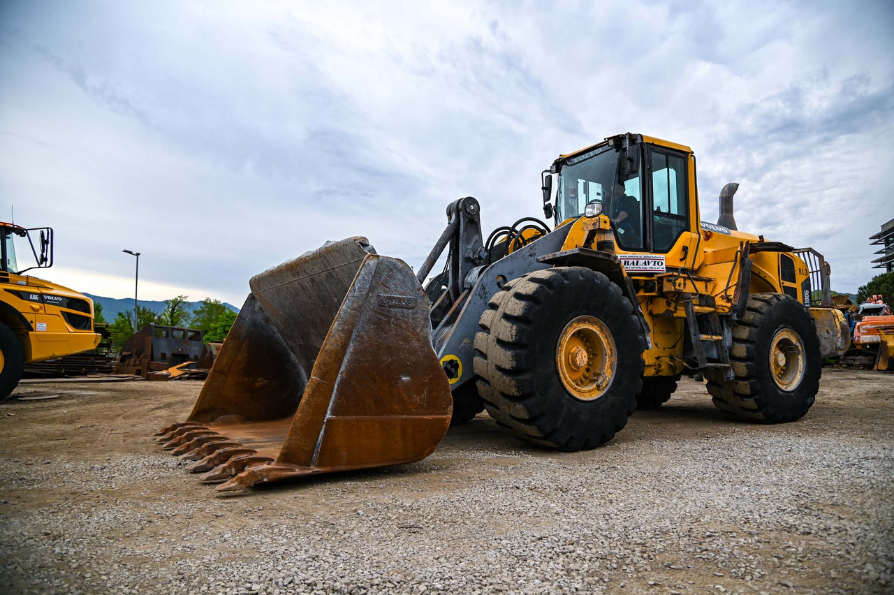 VOLVO L180G - 휠 로더 : 사진 1 VOLVO L180G - 휠 로더 : 사진 1