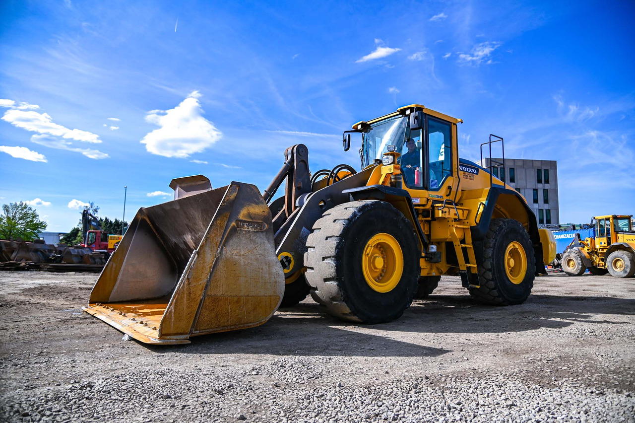 VOLVO L180H - 휠 로더 : 사진 1 VOLVO L180H - 휠 로더 : 사진 1