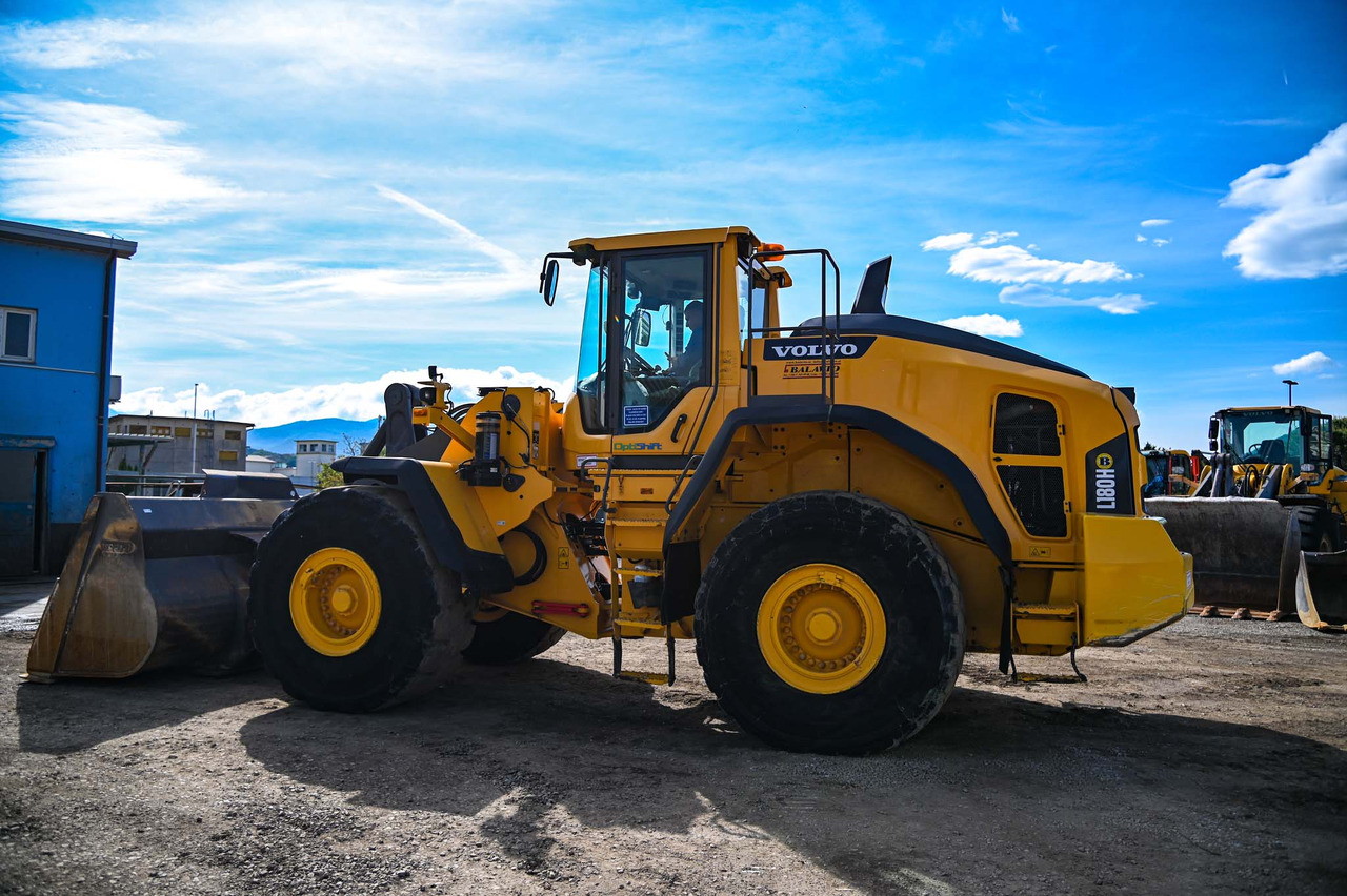VOLVO L180H - 휠 로더 : 사진 3 VOLVO L180H - 휠 로더 : 사진 3