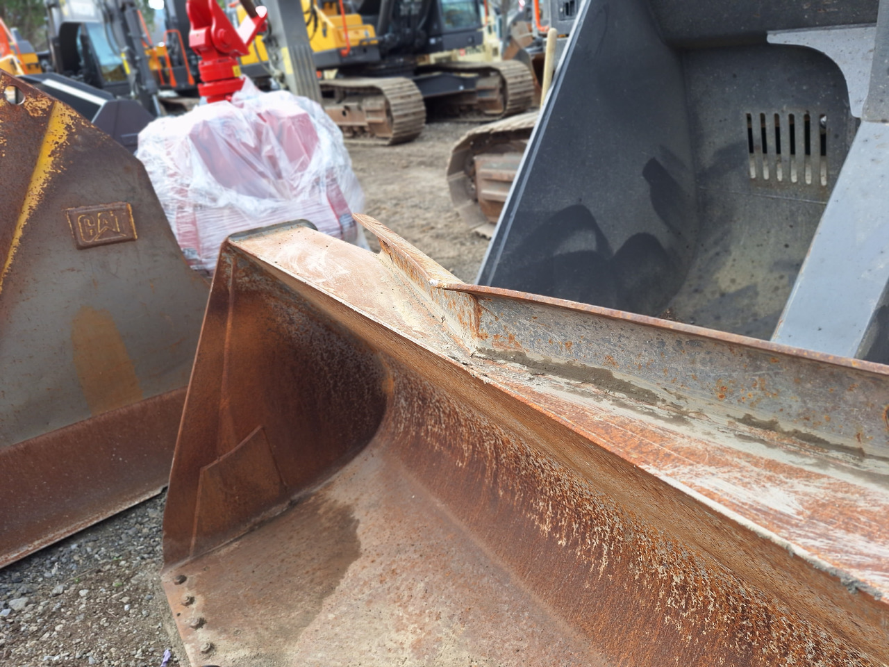 Volvo 93812 loader bucket 2300 mm BOE - 로더 버킷 : 사진 5 Volvo 93812 loader bucket 2300 mm BOE - 로더 버킷 : 사진 5