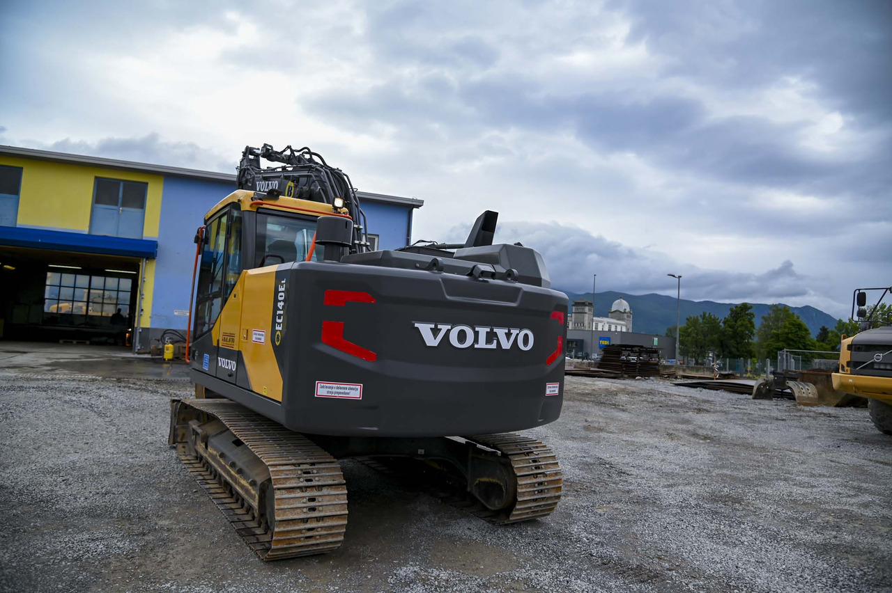Volvo EC140E - 크롤러 굴삭기 : 사진 4 Volvo EC140E - 크롤러 굴삭기 : 사진 4