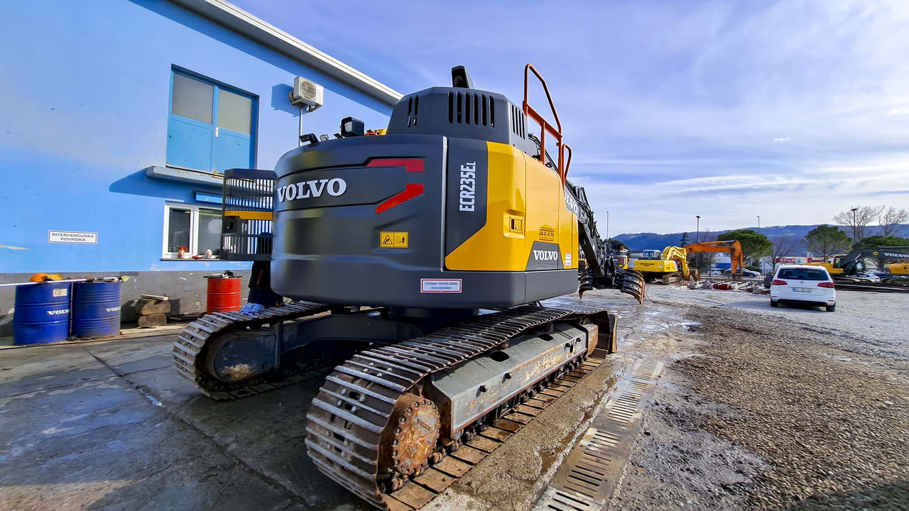 Volvo ECR235EL - 크롤러 굴삭기 : 사진 5 Volvo ECR235EL - 크롤러 굴삭기 : 사진 5