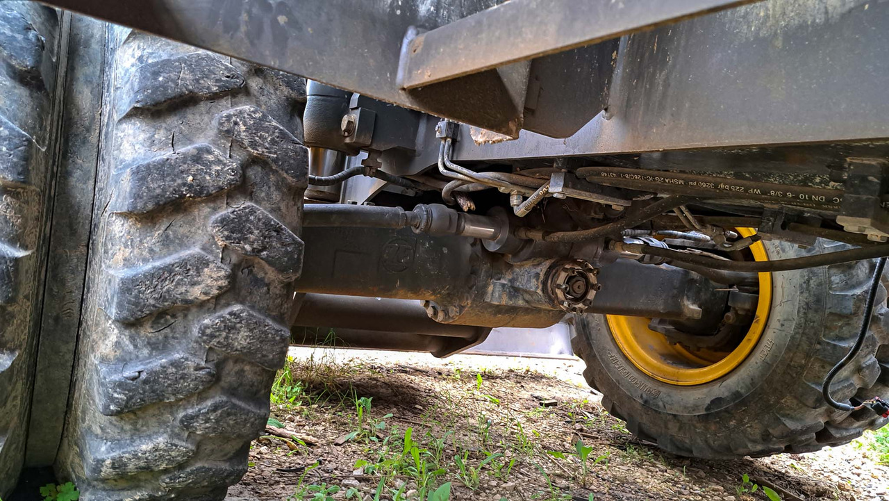 Volvo front axle 14693936 for Volvo EWR150E, EW180E, EWR170E, EW200E MH, EW160E - 앞 차축 굴착기 용 : 사진 2 Volvo front axle 14693936 for Volvo EWR150E, EW180E, EWR170E, EW200E MH, EW160E - 앞 차축 굴착기 용 : 사진 2