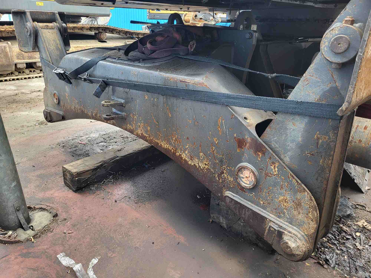 Volvo hydraulic outrigger - 예비 부속 굴착기 용 : 사진 2 Volvo hydraulic outrigger - 예비 부속 굴착기 용 : 사진 2