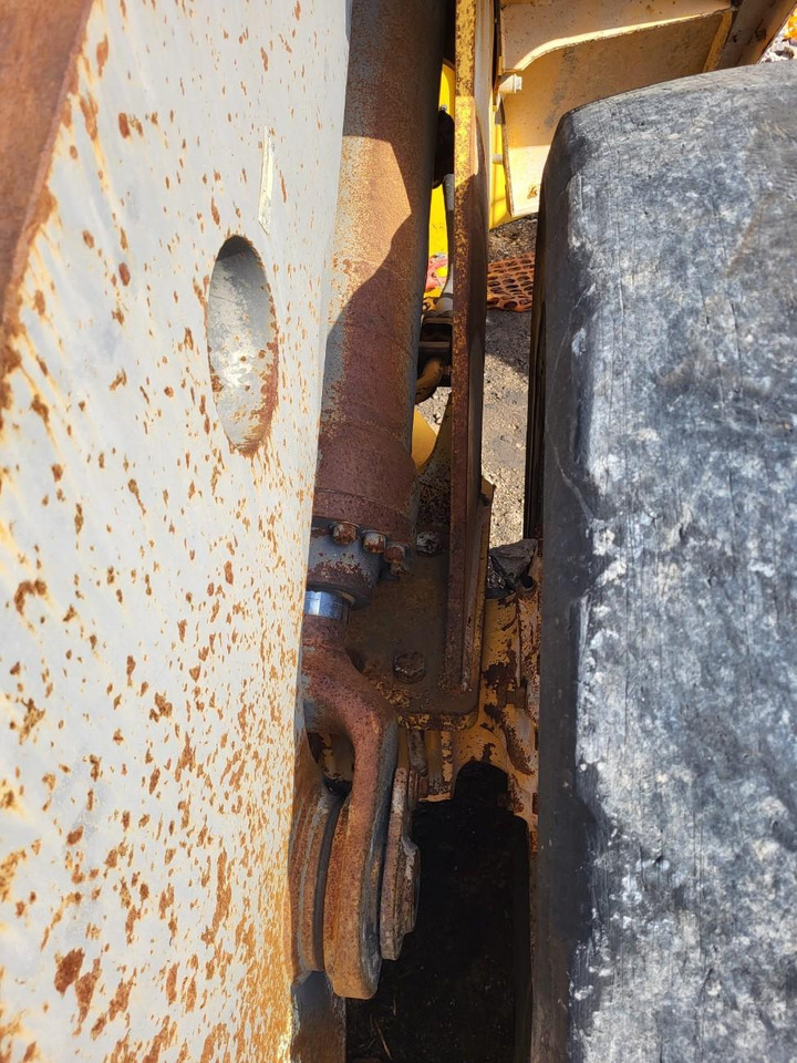 Volvo lifting hydraulic cylinder - 유압 실린더 휠 로더 용 : 사진 2 Volvo lifting hydraulic cylinder - 유압 실린더 휠 로더 용 : 사진 2