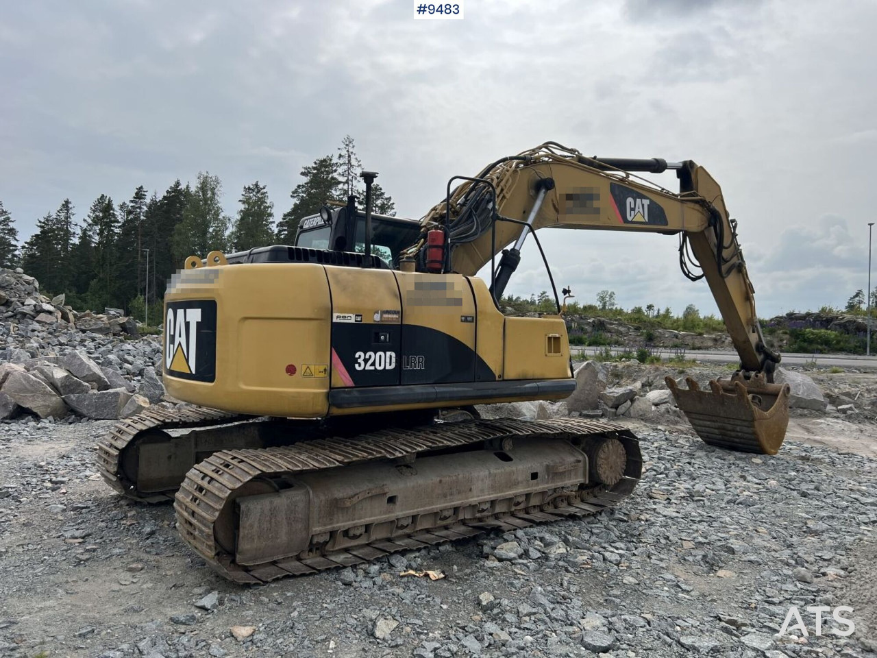 CAT 320 D with attachments (VIDEO) - 크롤러 굴삭기 : 사진 2 CAT 320 D with attachments (VIDEO) - 크롤러 굴삭기 : 사진 2