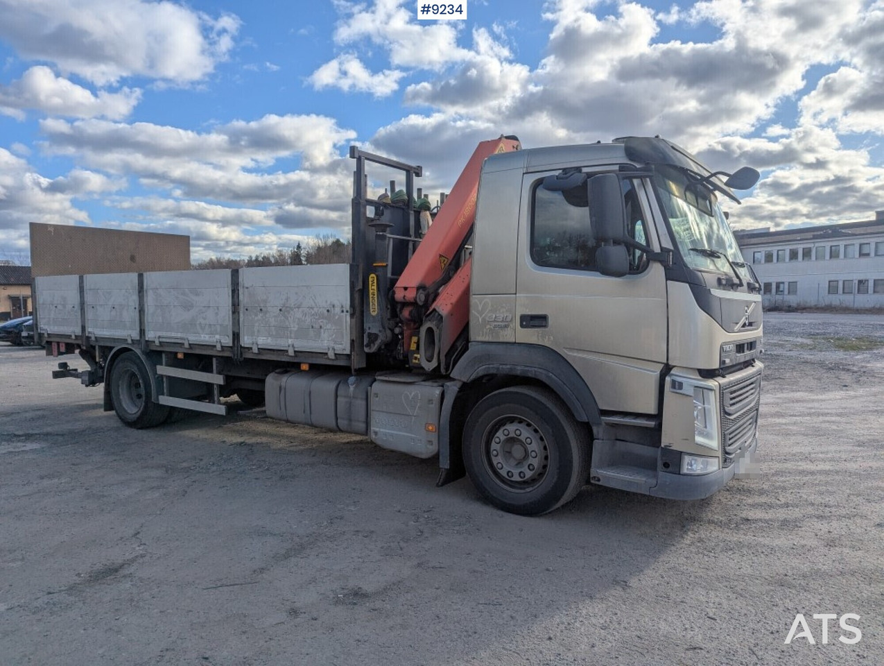 Crane Truck Volvo FM 330 4X2 with tail lift - 드롭사이드/ 플랫베드 트럭, 크레인 트럭 : 사진 2 Crane Truck Volvo FM 330 4X2 with tail lift - 드롭사이드/ 플랫베드 트럭, 크레인 트럭 : 사진 2