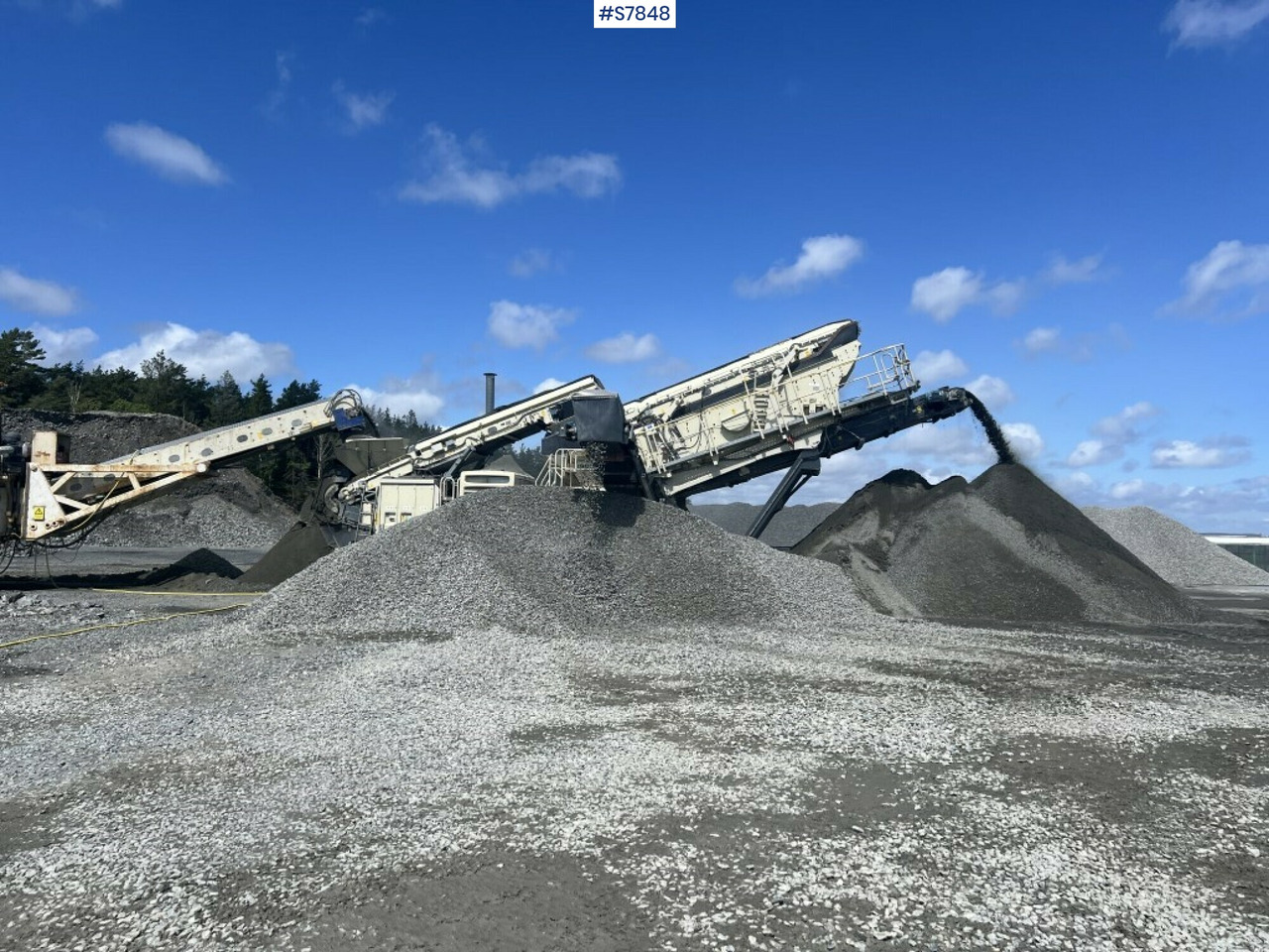Crusher on tracks, Metso Lokotrack LT 330D (See video) - 크러셔 : 사진 5 Crusher on tracks, Metso Lokotrack LT 330D (See video) - 크러셔 : 사진 5