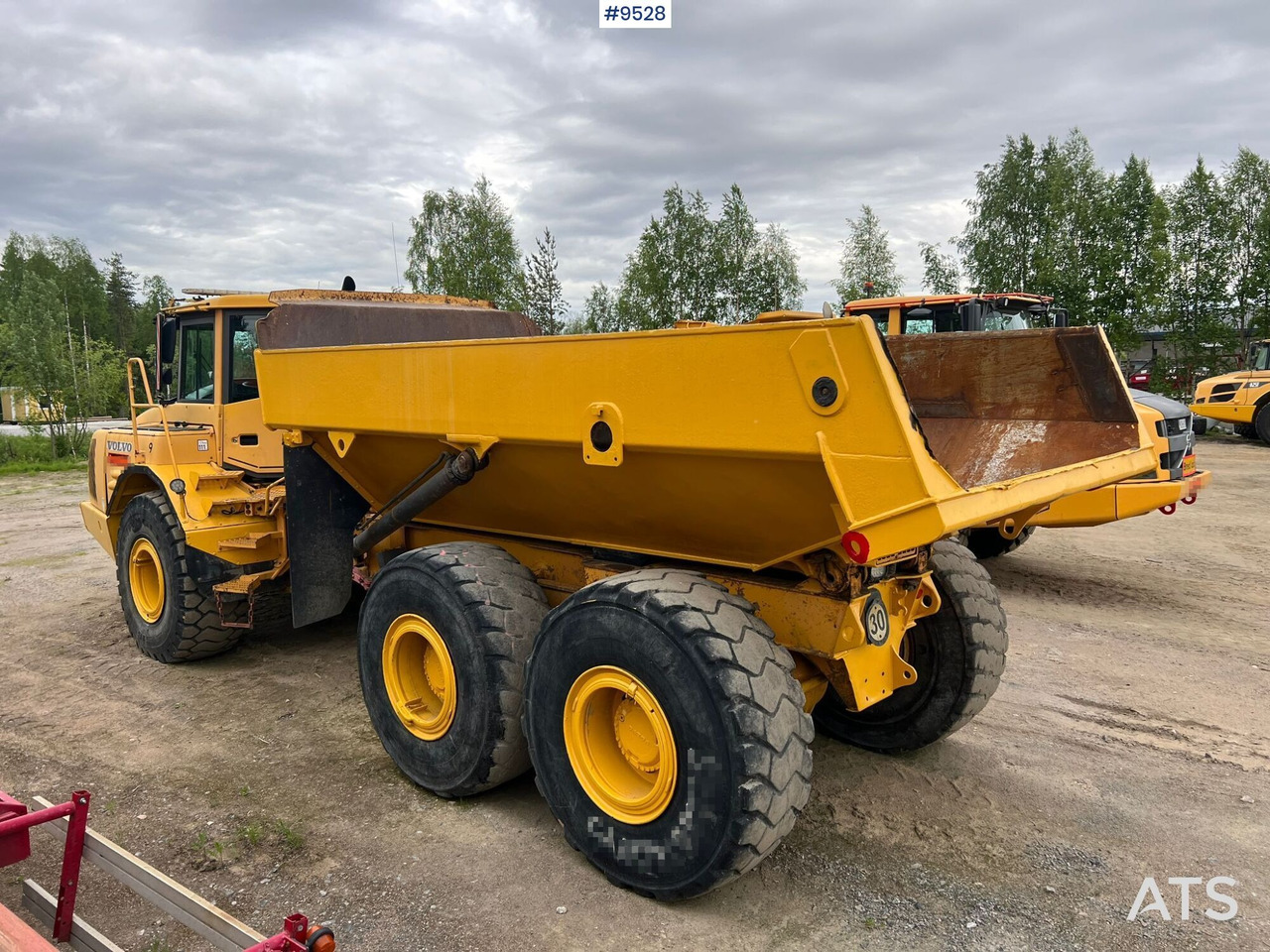 Dumper Volvo A25D 6X6 (SEE VIDEO) - 관절 덤프 : 사진 3 Dumper Volvo A25D 6X6 (SEE VIDEO) - 관절 덤프 : 사진 3