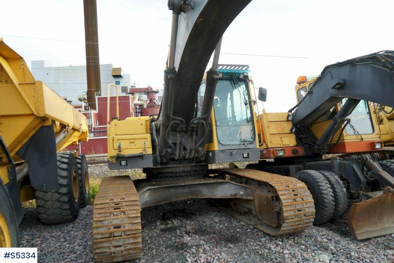 EXCAVATOR Volvo EC360 BLC WITH BUCKET - 굴착기 : 사진 2 EXCAVATOR Volvo EC360 BLC WITH BUCKET - 굴착기 : 사진 2