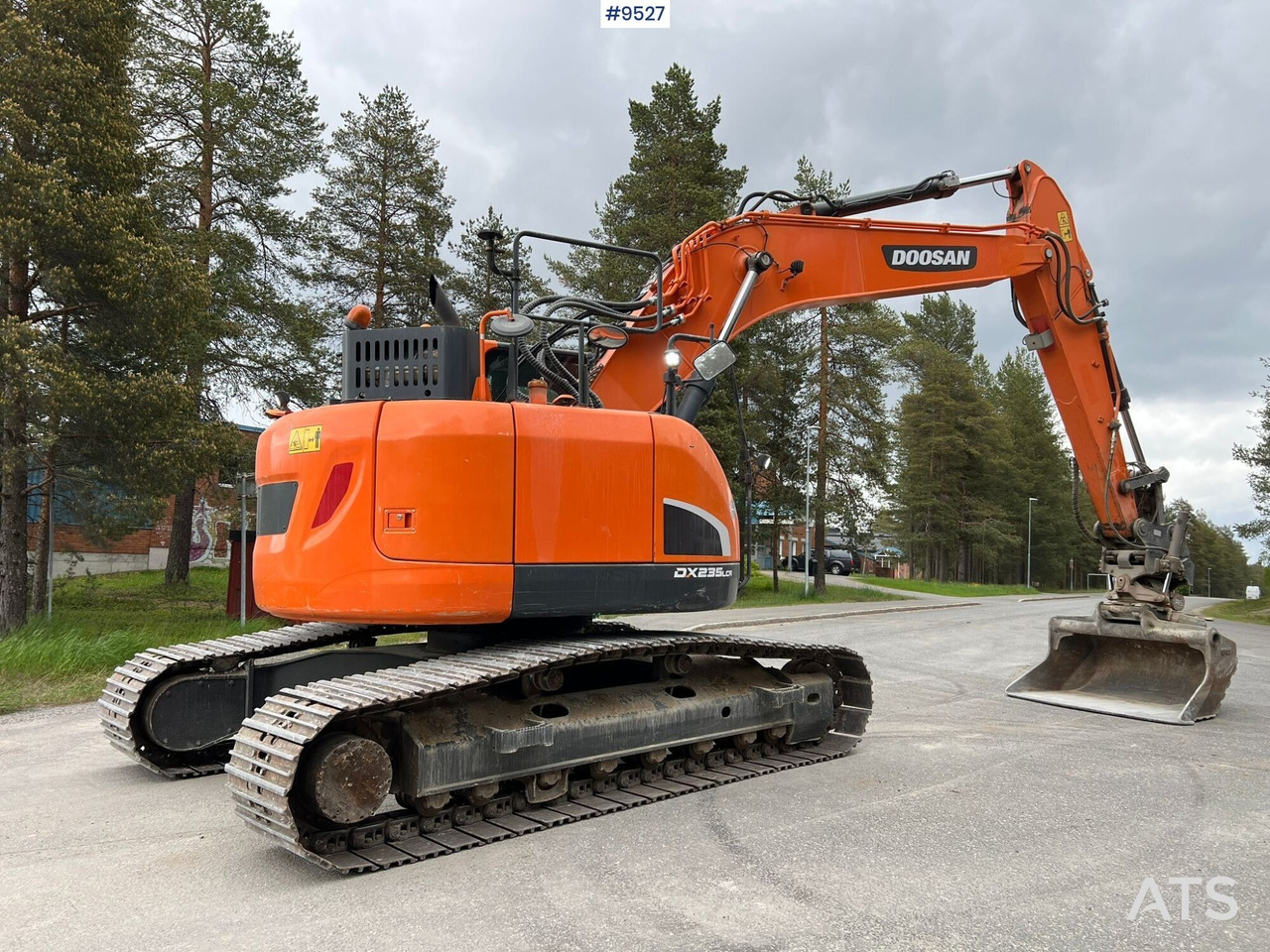 Excavator Doosan DX235 LCR-5 with excavator system (SEE VIDEO) - 크롤러 굴삭기 : 사진 4 Excavator Doosan DX235 LCR-5 with excavator system (SEE VIDEO) - 크롤러 굴삭기 : 사진 4