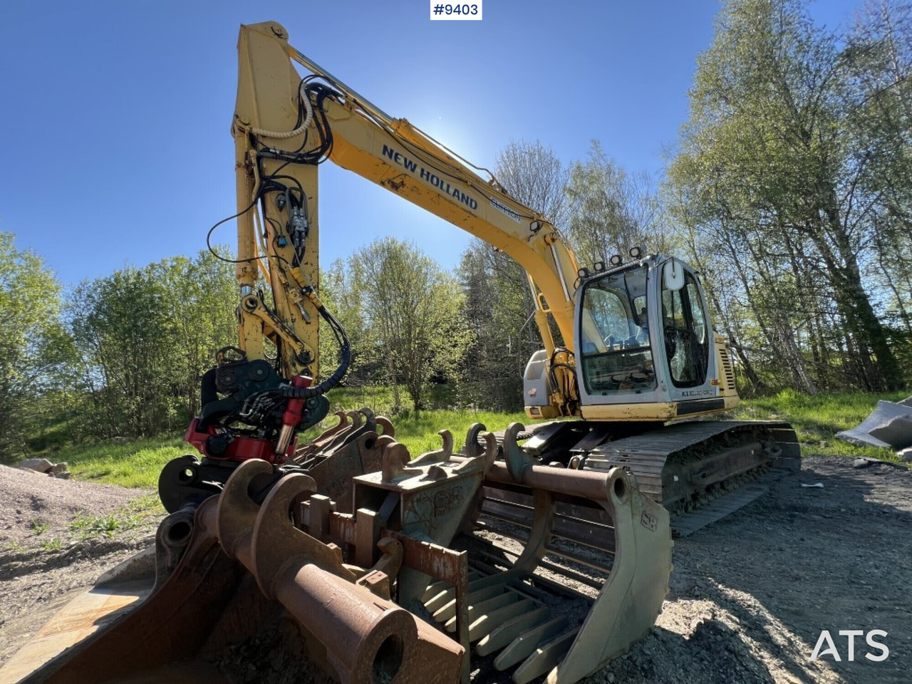 Excavator - New Holland E135 - Kobelco (SEE VIDEO) - 크롤러 굴삭기 : 사진 1 Excavator - New Holland E135 - Kobelco (SEE VIDEO) - 크롤러 굴삭기 : 사진 1