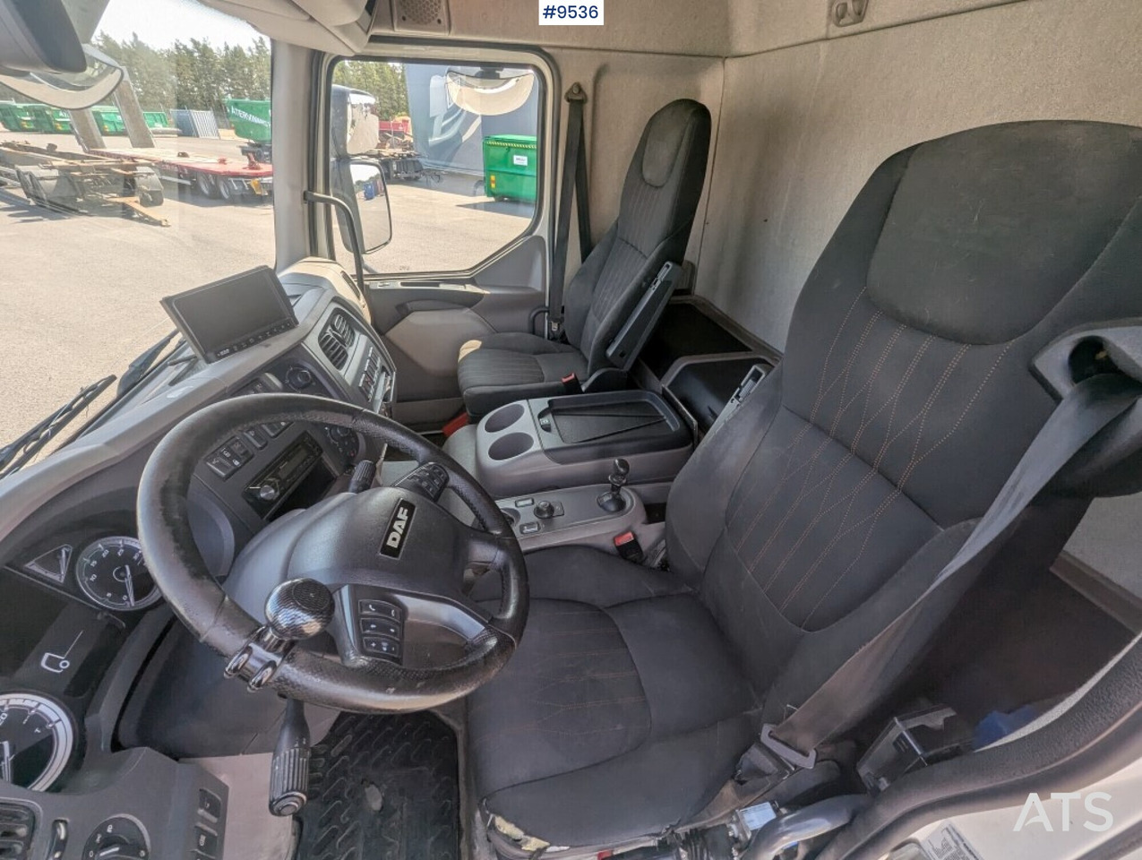 Hooklift Truck Daf FA LF260I - 후크 리프트 트럭 : 사진 5 Hooklift Truck Daf FA LF260I - 후크 리프트 트럭 : 사진 5