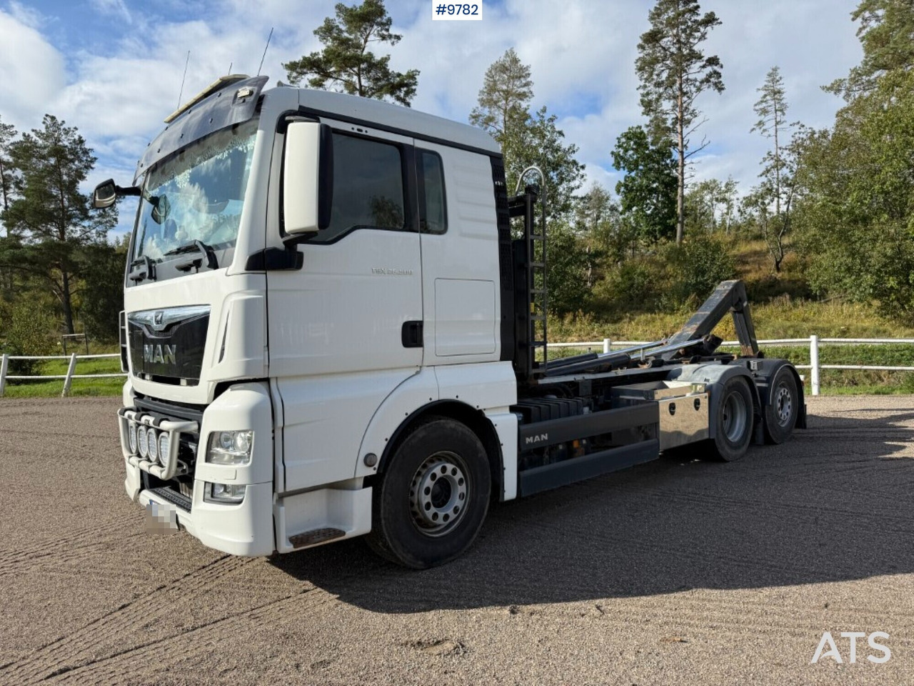 Hooklift Truck MAN TGX 26.500 6X2 - 후크 리프트 트럭 : 사진 1 Hooklift Truck MAN TGX 26.500 6X2 - 후크 리프트 트럭 : 사진 1