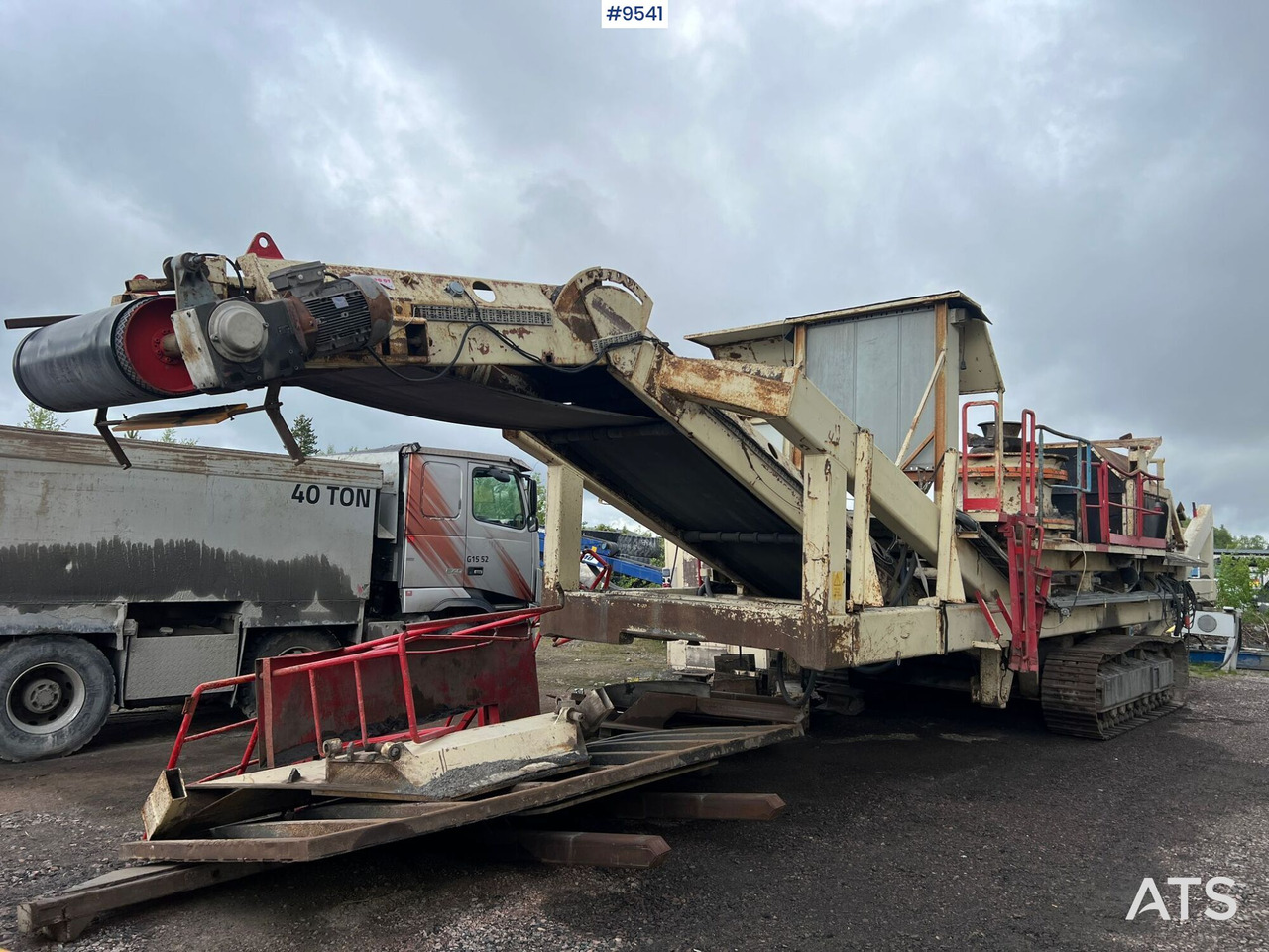 KIVISAMPO OY G4214 Crusher on tracks - 크러셔 : 사진 2 KIVISAMPO OY G4214 Crusher on tracks - 크러셔 : 사진 2