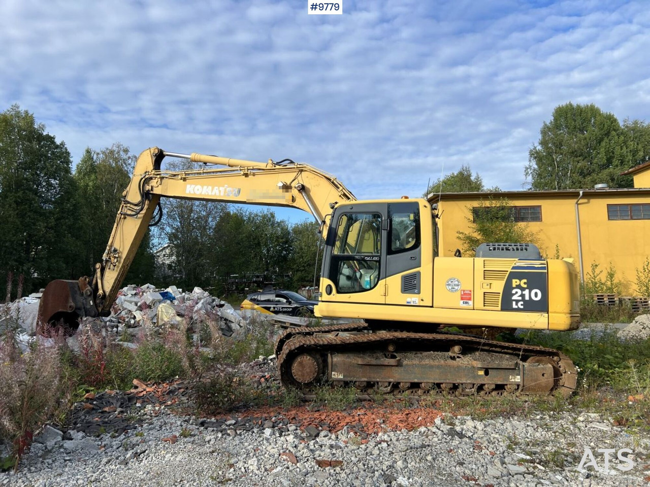KOMATSU PC210LC-8 Excavator with buckets - 크롤러 굴삭기 : 사진 2 KOMATSU PC210LC-8 Excavator with buckets - 크롤러 굴삭기 : 사진 2