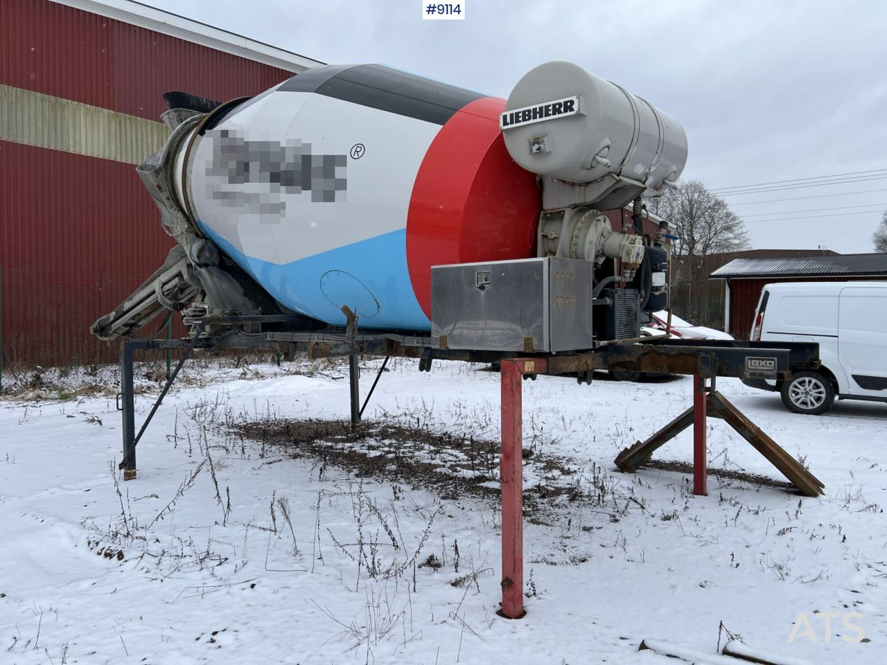 Liebherr Concrete Mixer at Laxoram - 콘크리트 믹서 드럼 : 사진 2 Liebherr Concrete Mixer at Laxoram - 콘크리트 믹서 드럼 : 사진 2