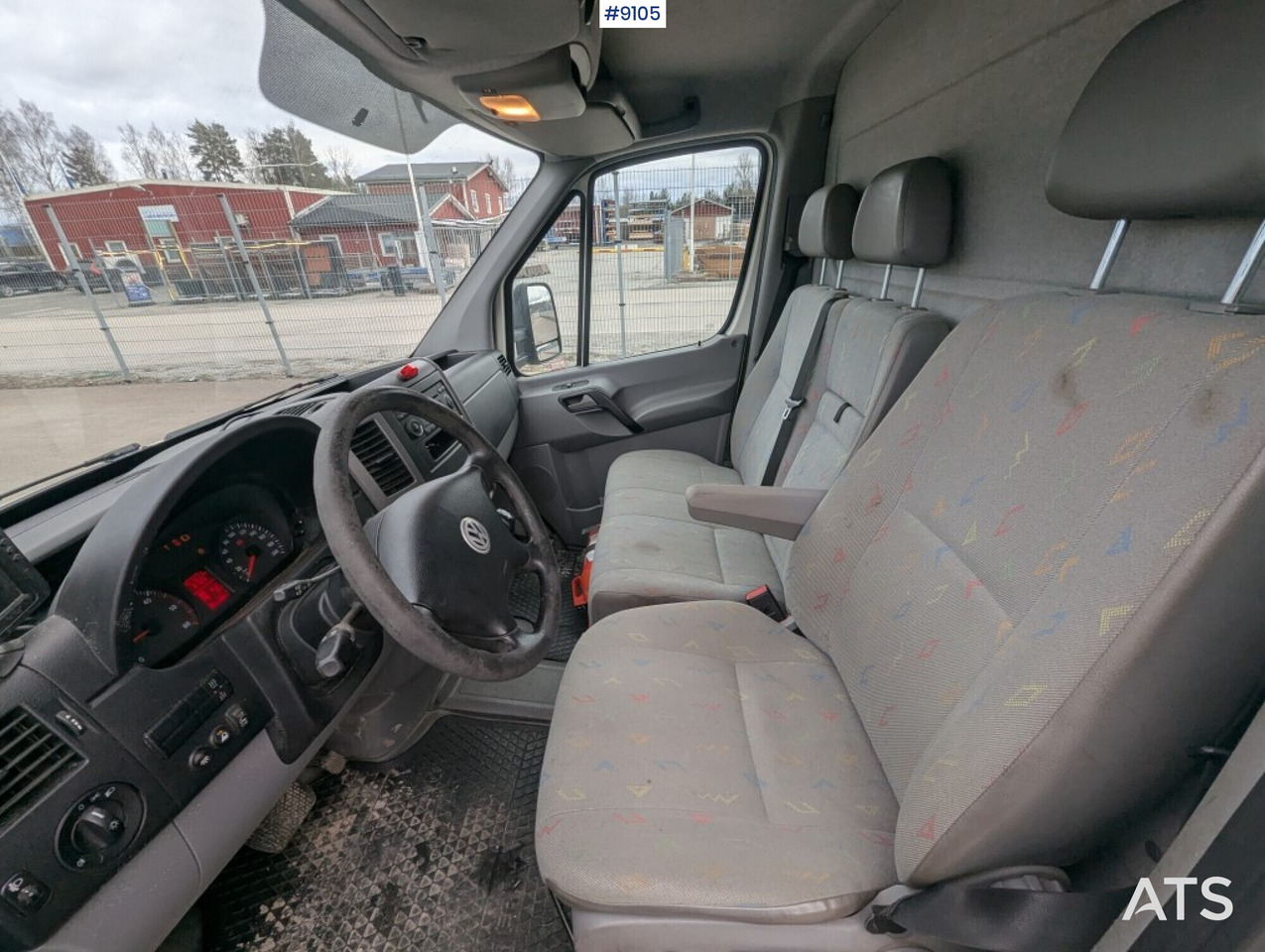 Pickup Crane Truck VW Crafter 50 2.5 TDI with HIAB crane (SEE VIDEO) - 크레인 트럭 : 사진 5 Pickup Crane Truck VW Crafter 50 2.5 TDI with HIAB crane (SEE VIDEO) - 크레인 트럭 : 사진 5