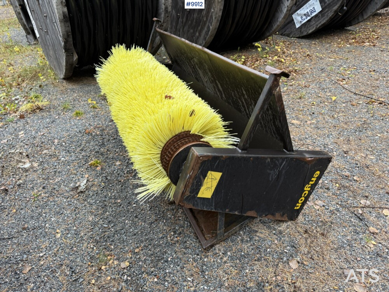 Sweeper Engcon SOP-SR1800-S60 - 빗자루 : 사진 1 Sweeper Engcon SOP-SR1800-S60 - 빗자루 : 사진 1