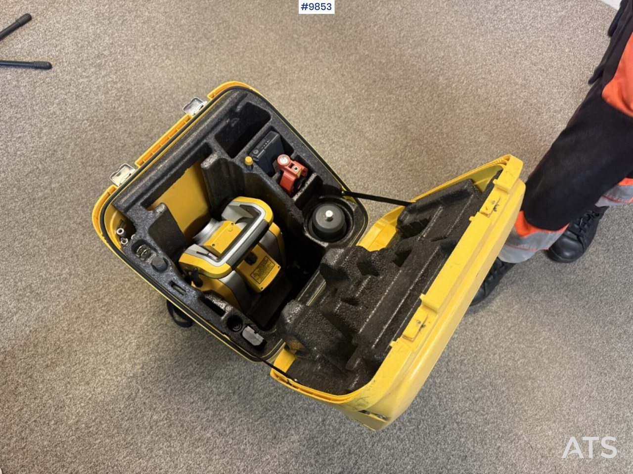 Total Station Trimble S5 1 DR Plus - 건설장비 : 사진 5 Total Station Trimble S5 1 DR Plus - 건설장비 : 사진 5