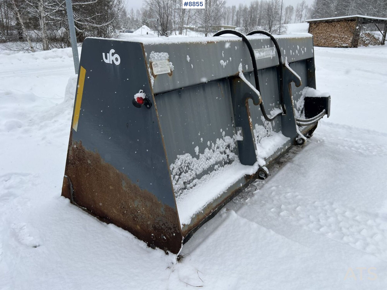 UFO Sand spreader bucket 3.5 cubic meters - 건설장비 : 사진 3 UFO Sand spreader bucket 3.5 cubic meters - 건설장비 : 사진 3
