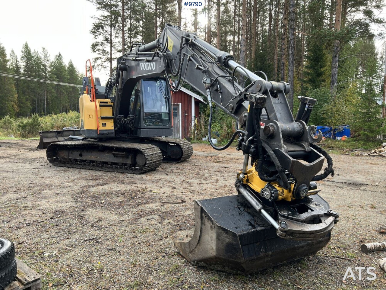 VOLVO ECR145 EL Excavator with attachments - 크롤러 굴삭기 : 사진 3 VOLVO ECR145 EL Excavator with attachments - 크롤러 굴삭기 : 사진 3