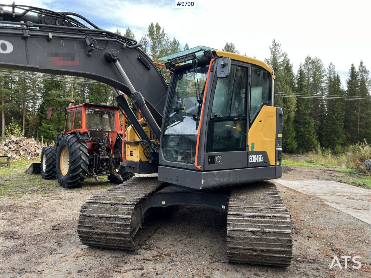 VOLVO ECR145 EL Excavator with attachments - 크롤러 굴삭기 : 사진 2 VOLVO ECR145 EL Excavator with attachments - 크롤러 굴삭기 : 사진 2