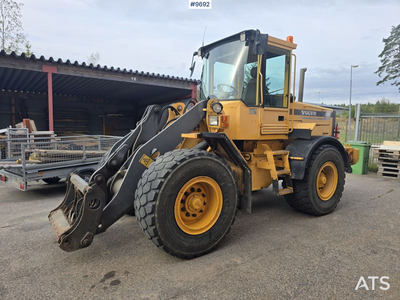 Volvo L70C (SEE VIDEO) - 휠 로더 : 사진 1 Volvo L70C (SEE VIDEO) - 휠 로더 : 사진 1
