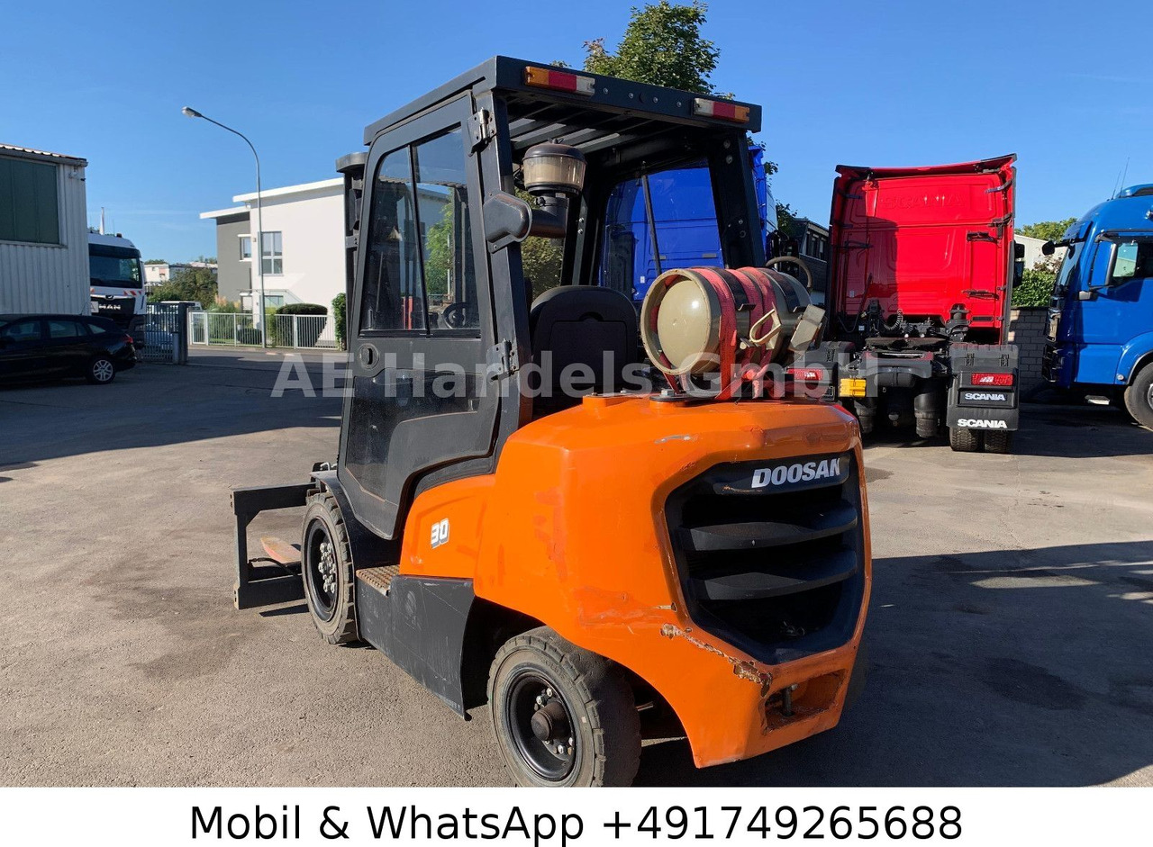 Doosan G30NXP LPG *3000KG HubKraft/1.211STD/BJ:2021 - LPG 지게차 : 사진 1 Doosan G30NXP LPG *3000KG HubKraft/1.211STD/BJ:2021 - LPG 지게차 : 사진 1