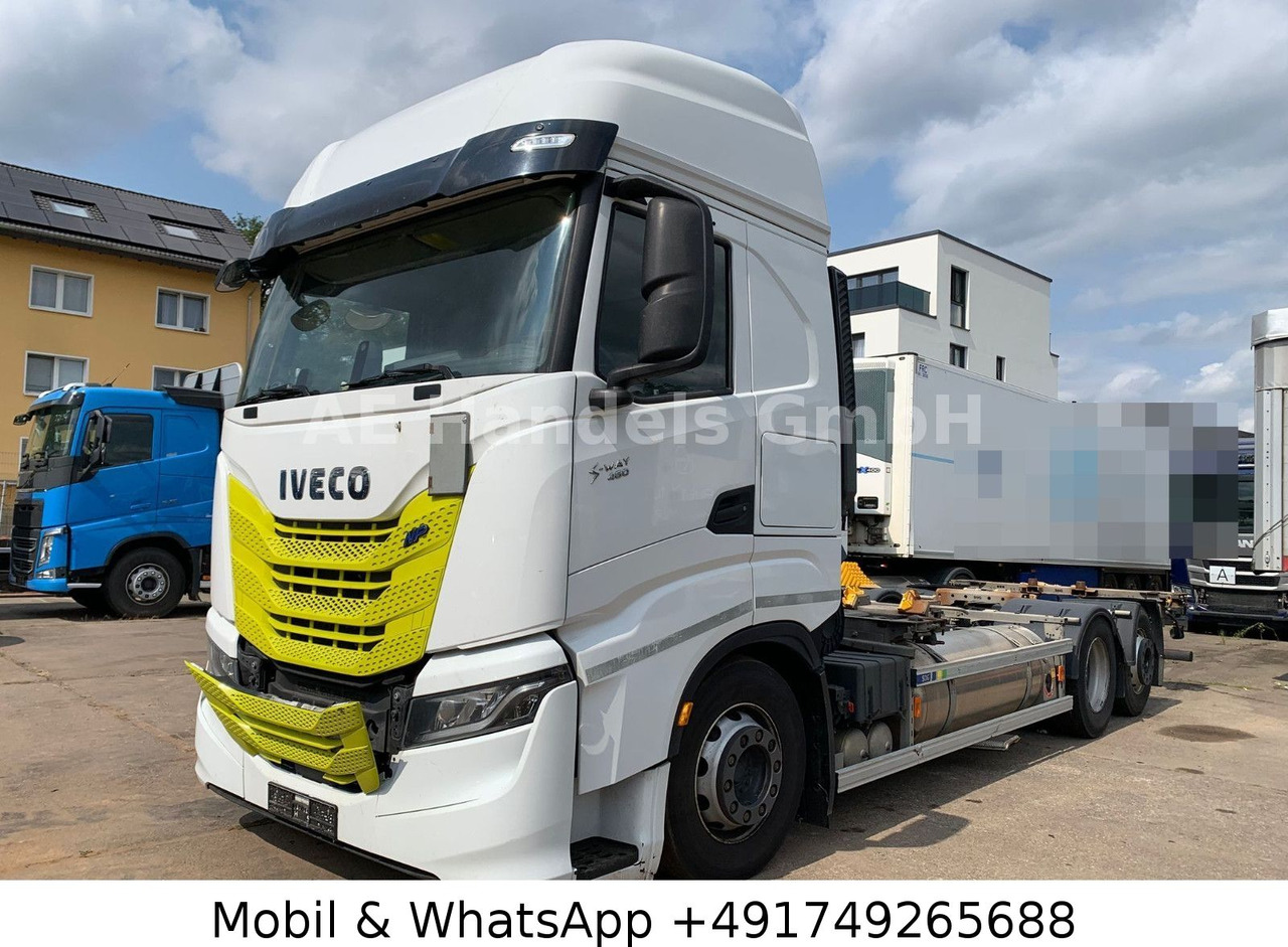 Iveco S-Way 460 LNG BDF 6x2 *Retarder/Lenk+Lift/AHK - 캡 새시 트럭 : 사진 4 Iveco S-Way 460 LNG BDF 6x2 *Retarder/Lenk+Lift/AHK - 캡 새시 트럭 : 사진 4