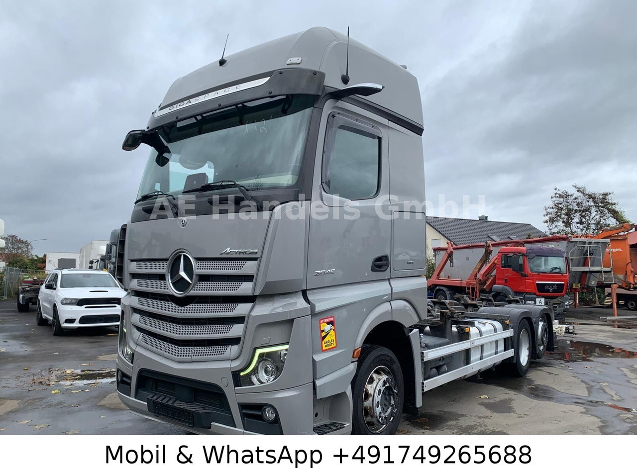 Mercedes-Benz Actros V 2545 BigSpace LL*Retarder/LBW/Lenk+Lift - 캡 새시 트럭 : 사진 1 Mercedes-Benz Actros V 2545 BigSpace LL*Retarder/LBW/Lenk+Lift - 캡 새시 트럭 : 사진 1