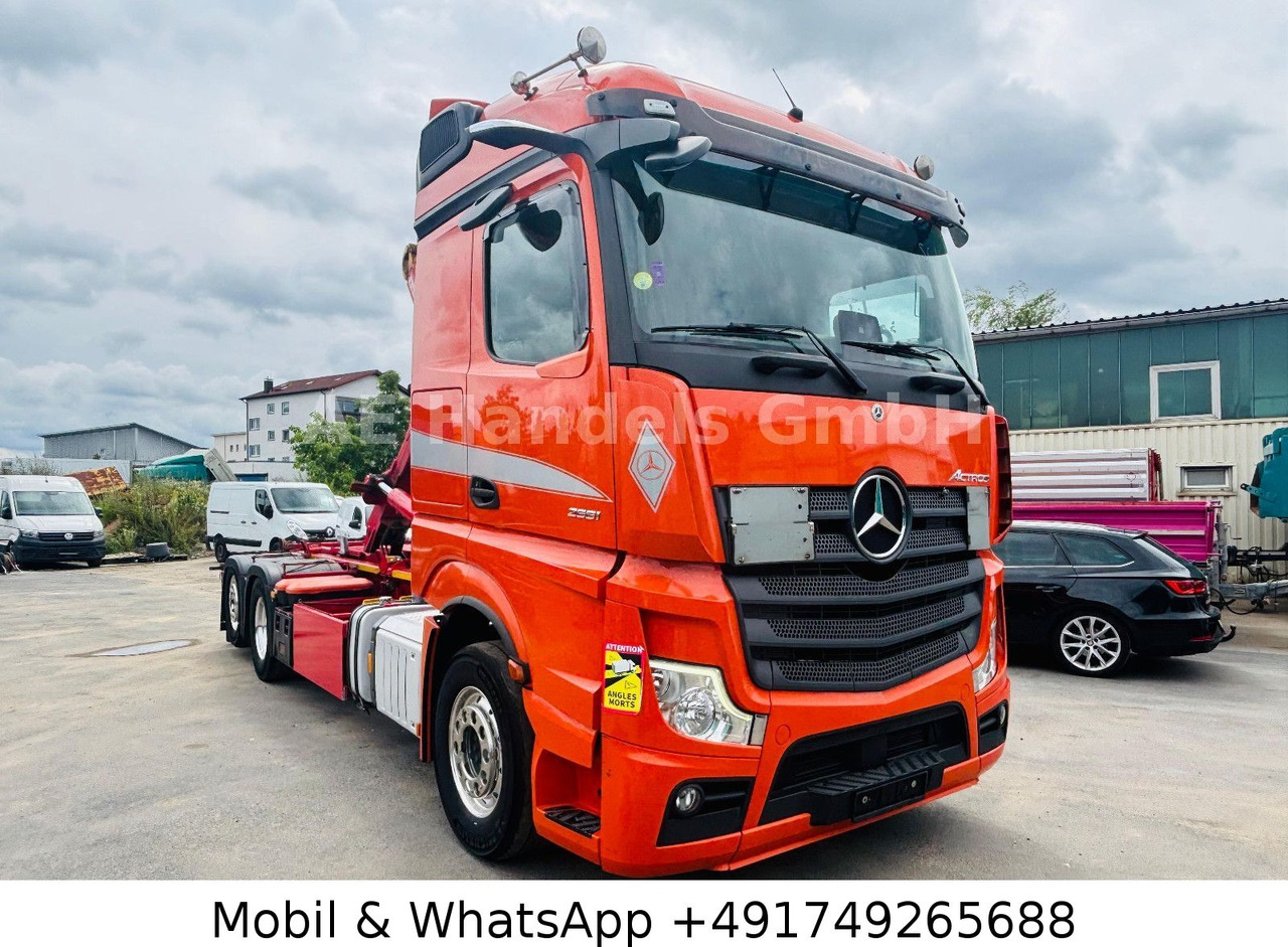 Mercedes-Benz Actros V 2551 L BL 6x2 *Retarder/Hyva-18-60-S - 후크 리프트 트럭, 크레인 트럭 : 사진 1 Mercedes-Benz Actros V 2551 L BL 6x2 *Retarder/Hyva-18-60-S - 후크 리프트 트럭, 크레인 트럭 : 사진 1
