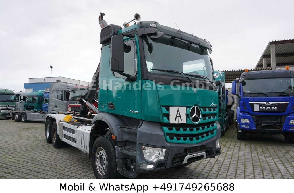 Mercedes-Benz Arocs IV 3348 M BB 6x4 Hiab-XR-21-S-56 *Retarder - 후크 리프트 트럭 : 사진 1 Mercedes-Benz Arocs IV 3348 M BB 6x4 Hiab-XR-21-S-56 *Retarder - 후크 리프트 트럭 : 사진 1