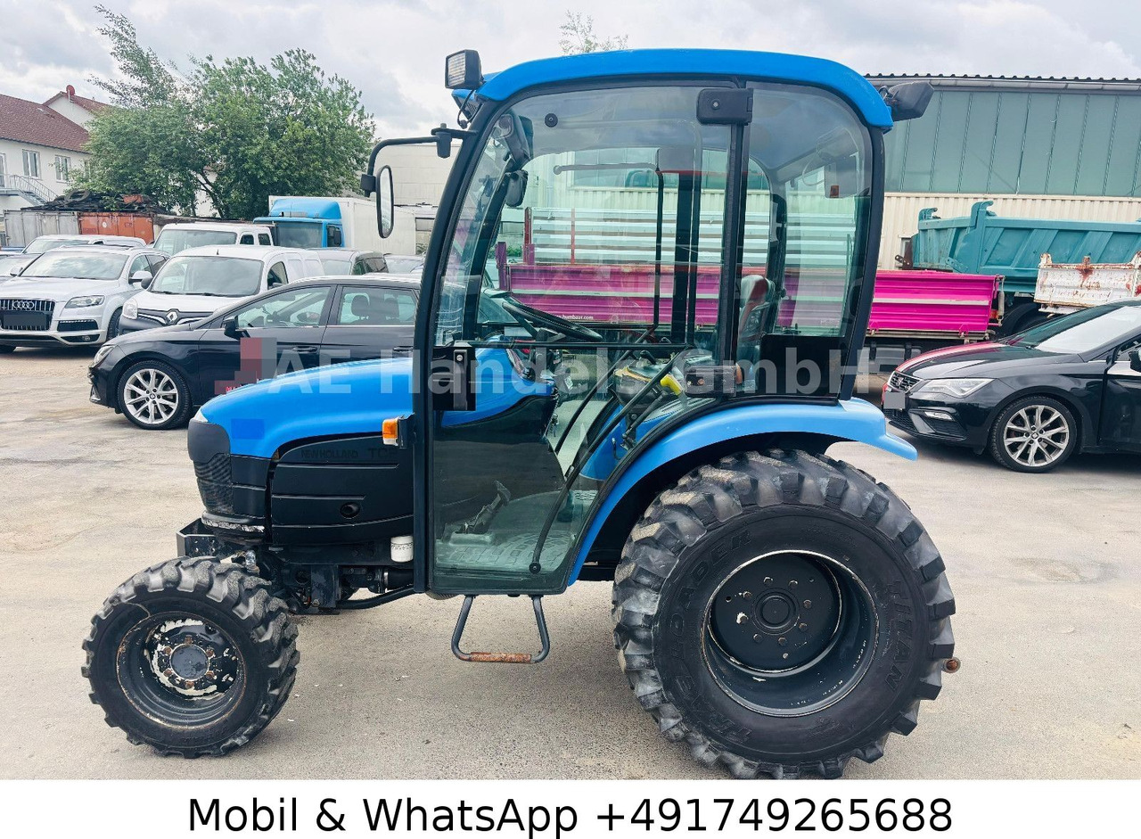 New Holland TC22D Compact Tractor *1500Std./StraßenZulassung - 장궤형 트랙터 : 사진 2 New Holland TC22D Compact Tractor *1500Std./StraßenZulassung - 장궤형 트랙터 : 사진 2