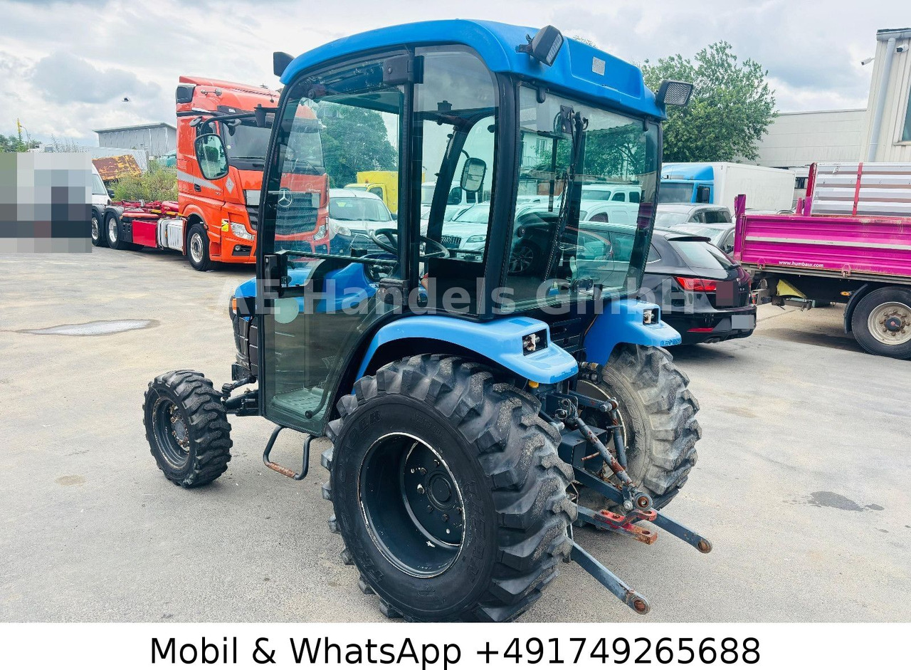 New Holland TC22D Compact Tractor *1500Std./StraßenZulassung - 장궤형 트랙터 : 사진 3 New Holland TC22D Compact Tractor *1500Std./StraßenZulassung - 장궤형 트랙터 : 사진 3