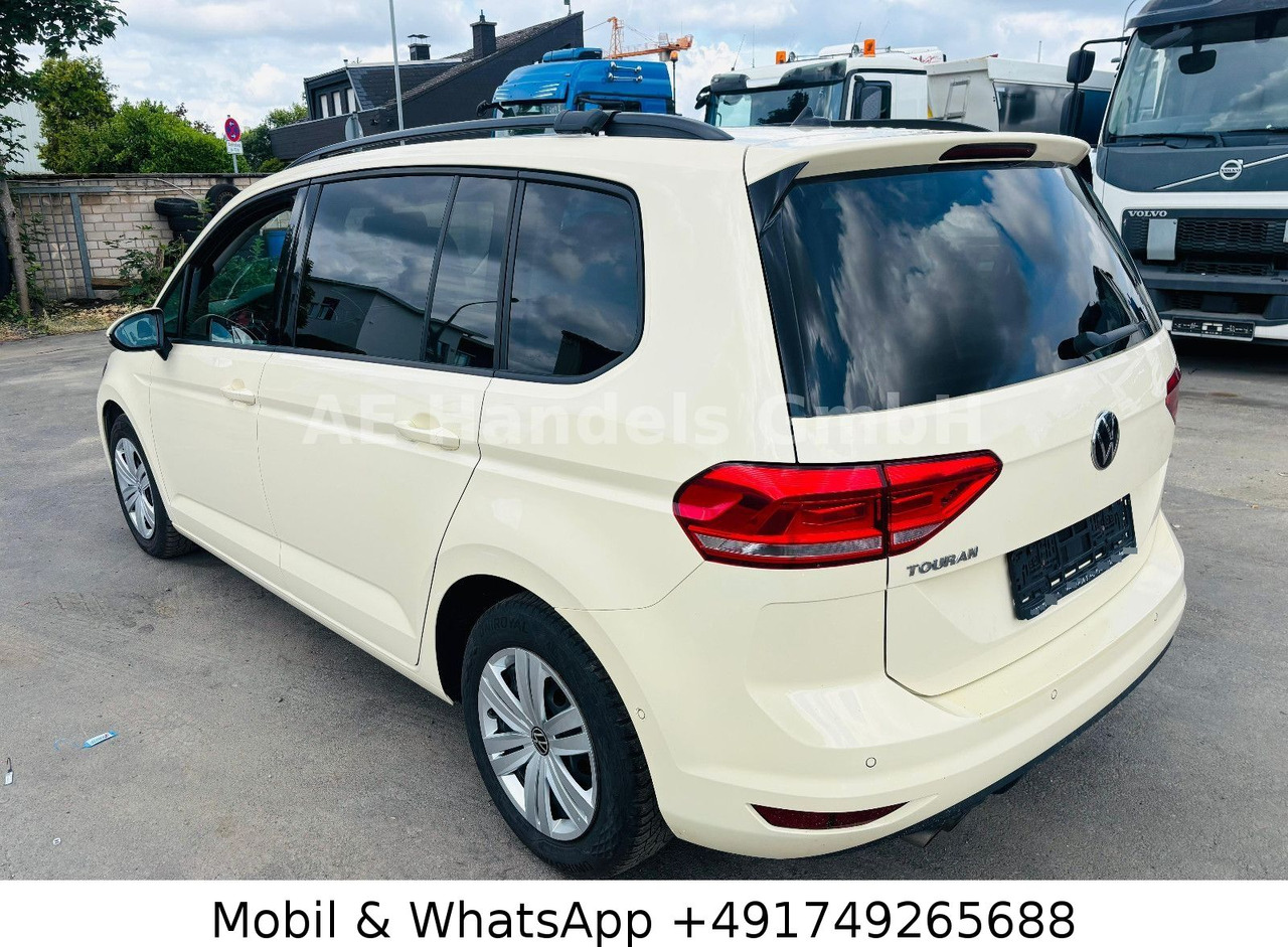 Volkswagen Touran *7-Sitzer/PDC/Navi/Elek.Heckklappe - 승합차 : 사진 5 Volkswagen Touran *7-Sitzer/PDC/Navi/Elek.Heckklappe - 승합차 : 사진 5