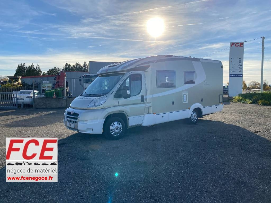 Fiat BURSTNER Privilège T615-DUCATO 130 M/Jet endommagé - 세미 통합 모터홈 : 사진 1 Fiat BURSTNER Privilège T615-DUCATO 130 M/Jet endommagé - 세미 통합 모터홈 : 사진 1