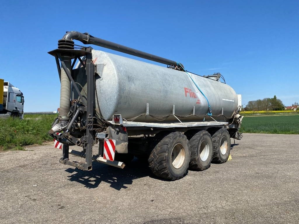 Fliegl WFG10100/Châssis Porteur-Citerne 24000Litres - 슬러리 탱커 : 사진 4 Fliegl WFG10100/Châssis Porteur-Citerne 24000Litres - 슬러리 탱커 : 사진 4