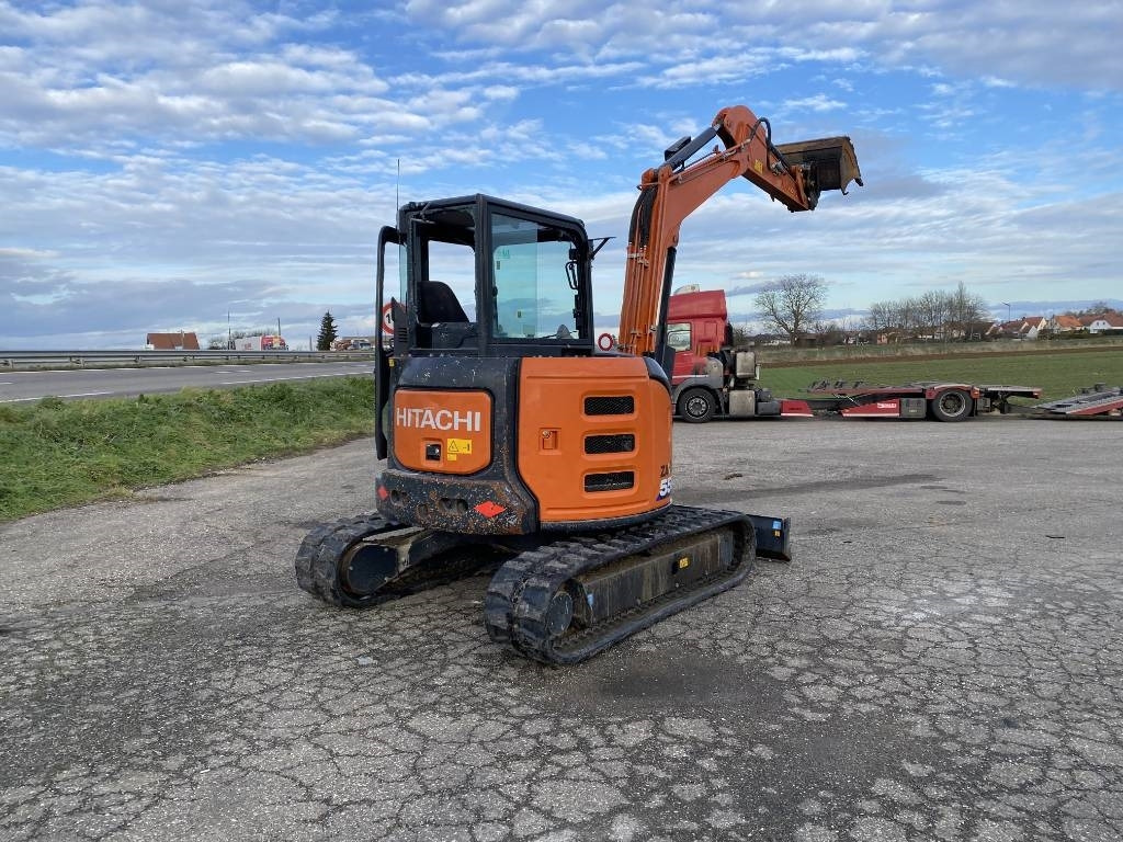 Hitachi ZX55-U6/CLR Origine Française endommagée - 미니 굴삭기 : 사진 4 Hitachi ZX55-U6/CLR Origine Française endommagée - 미니 굴삭기 : 사진 4