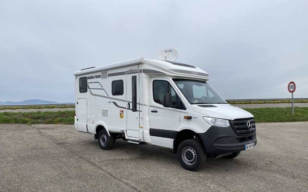 Hymer ML-T 570 -Mercedes 419 CDI 190 4x4 1er Main - 세미 통합 모터홈 : 사진 3 Hymer ML-T 570 -Mercedes 419 CDI 190 4x4 1er Main - 세미 통합 모터홈 : 사진 3