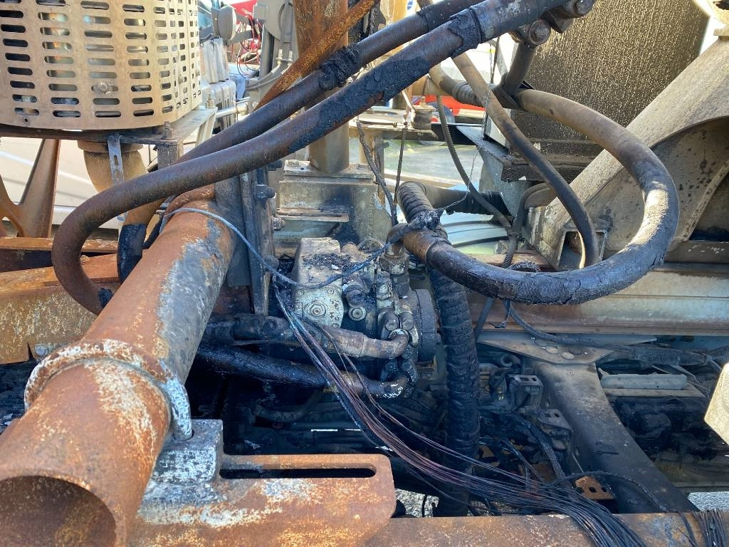 콘크리트 믹서 펌프 트럭 Imer IMER LT8.7-SL / ROTATHEAM TS13 : 사진 16 콘크리트 믹서 펌프 트럭 Imer IMER LT8.7-SL / ROTATHEAM TS13 : 사진 16