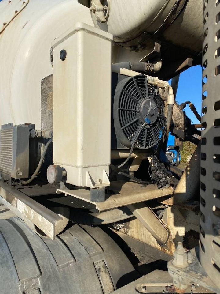 콘크리트 믹서 펌프 트럭 Imer IMER LT8.7-SL / ROTATHEAM TS13 : 사진 39 콘크리트 믹서 펌프 트럭 Imer IMER LT8.7-SL / ROTATHEAM TS13 : 사진 39