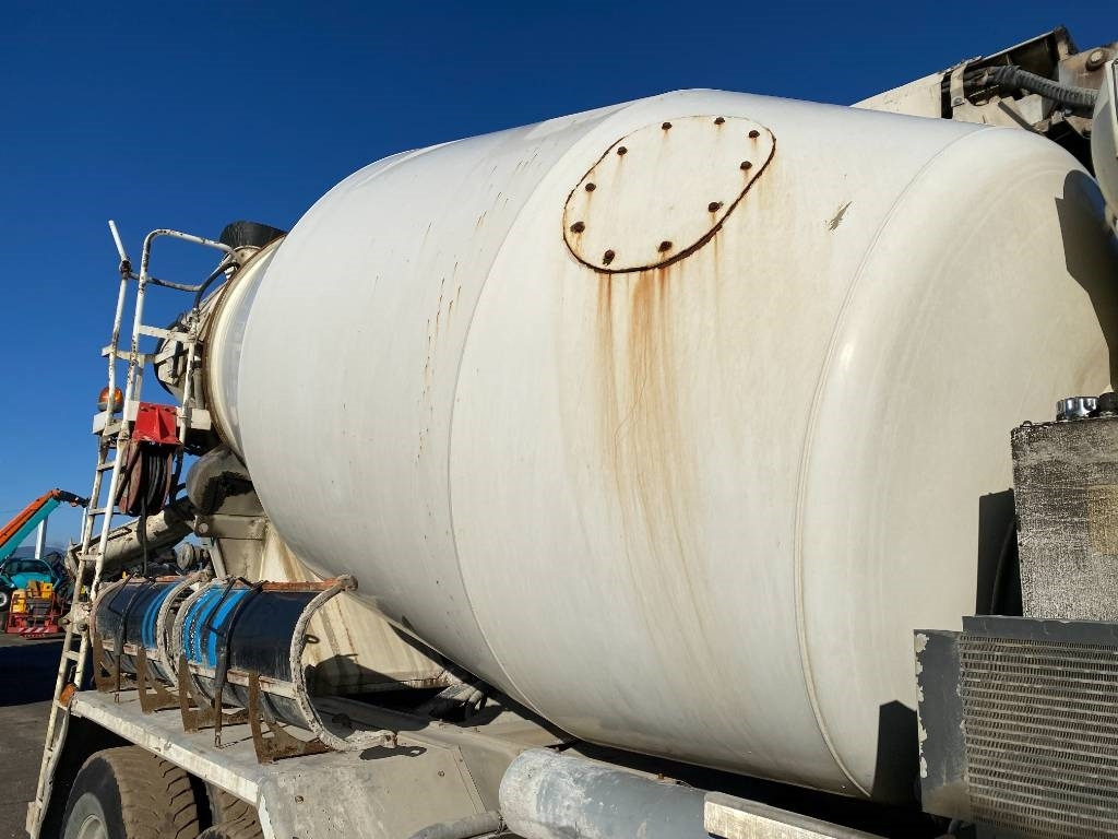 콘크리트 믹서 펌프 트럭 Imer IMER LT8.7-SL / ROTATHEAM TS13 : 사진 35 콘크리트 믹서 펌프 트럭 Imer IMER LT8.7-SL / ROTATHEAM TS13 : 사진 35