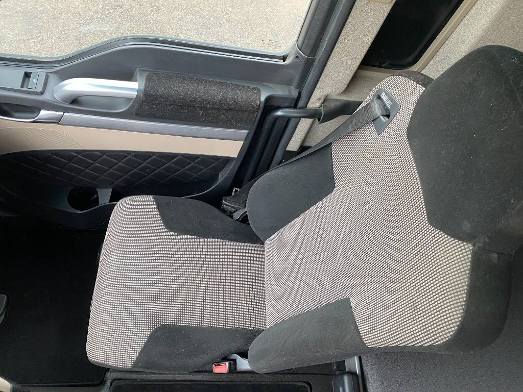 트랙터 유닛 MAN TGX 18.460 : 사진 18