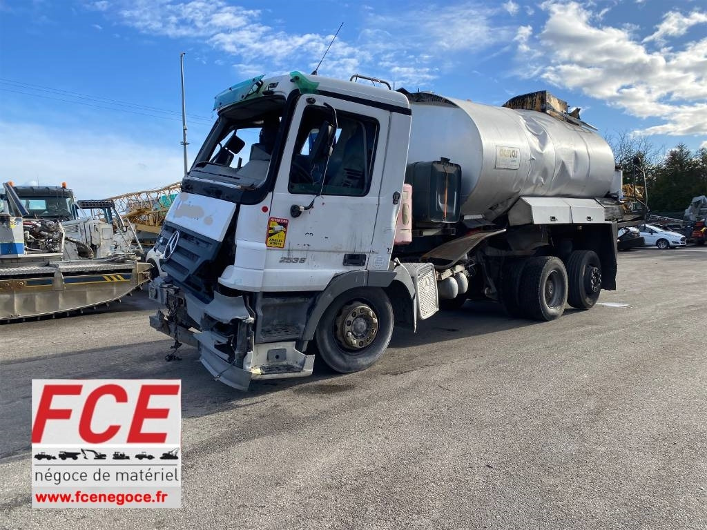 Mercedes-Benz ACTROS Mp2 2536/6x2 BVM -ACMAR CRAON Z12341 - 유조트럭 : 사진 1 Mercedes-Benz ACTROS Mp2 2536/6x2 BVM -ACMAR CRAON Z12341 - 유조트럭 : 사진 1